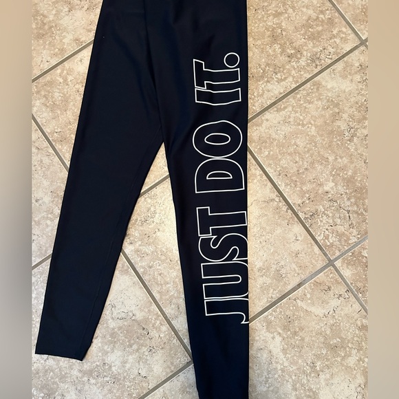 Nike Women’s Training Black Leggings with White Logo - Picture 5 of 5